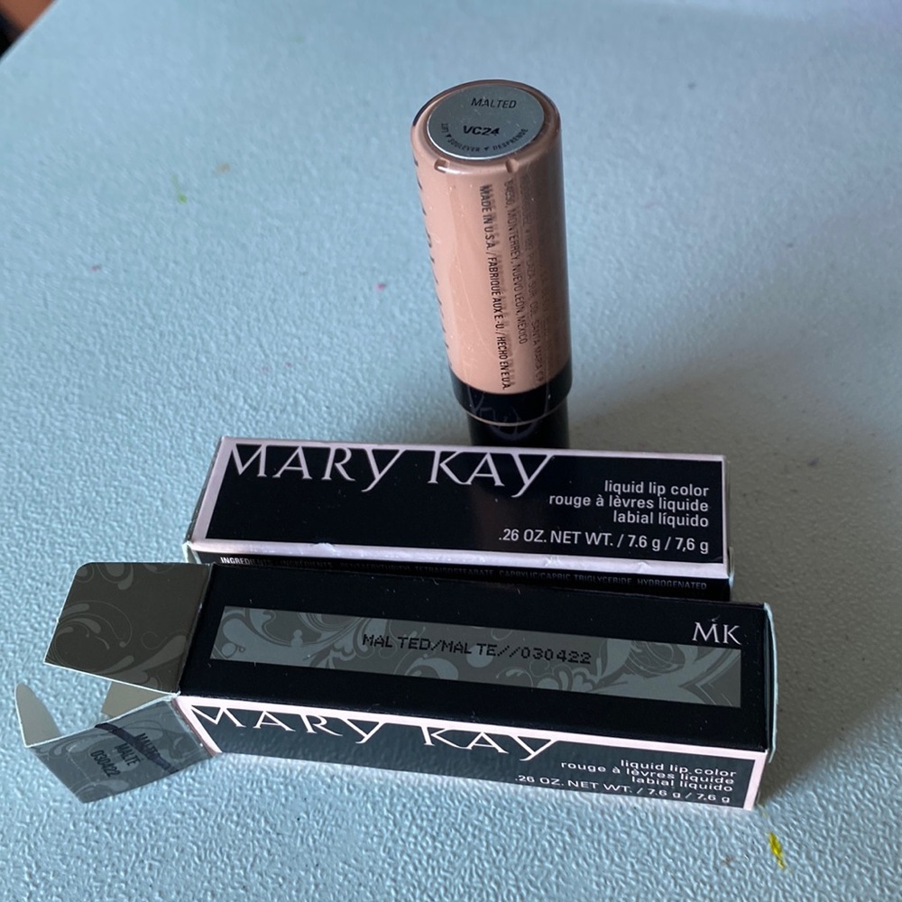 New Mary Kay Liquid Lip Color - Malted